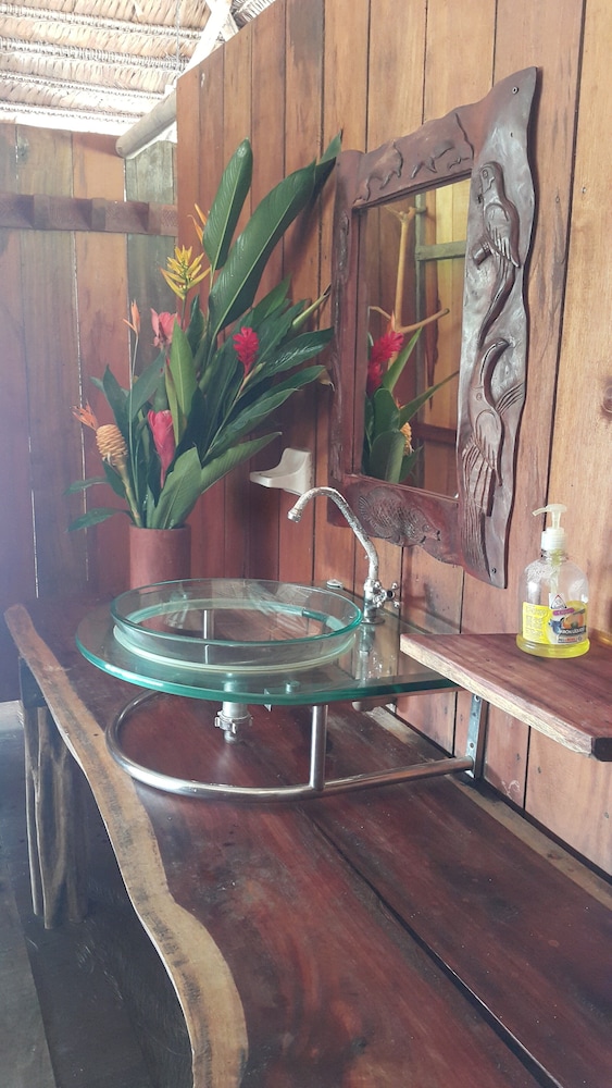 Kurupira Cabin Floating