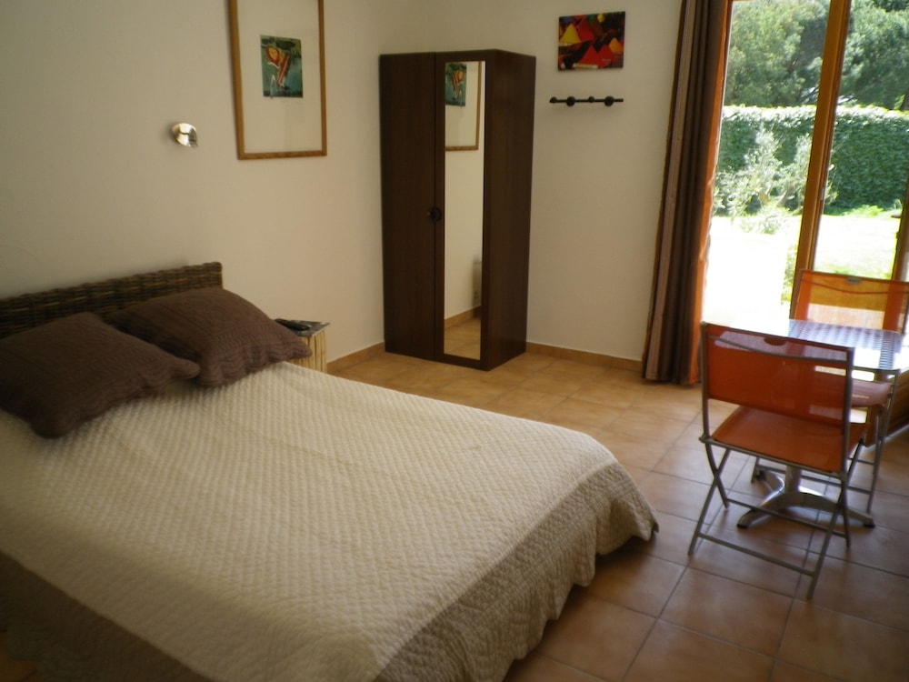 Photo 6