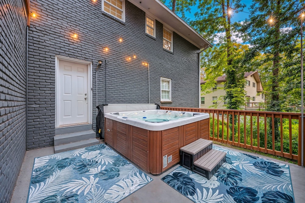 ATL Cascade Oasis - Pool Spa Arcade Pool Tbl