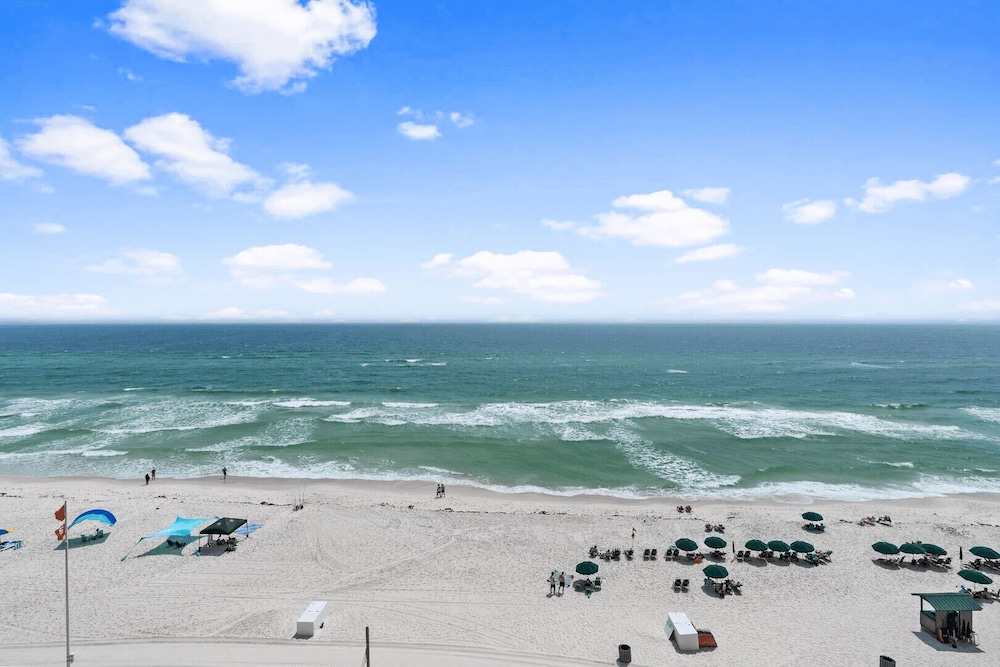 Front Beach Road, Unit 809 - Beach Happy Emerald Isle Resort Unit 809