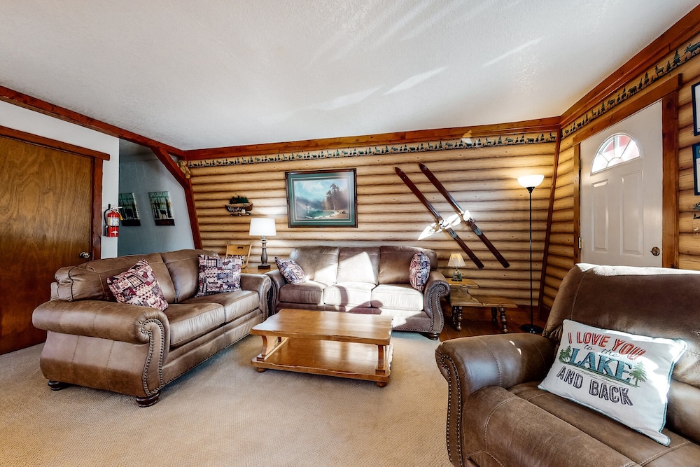 Lazy Bear Barn #124