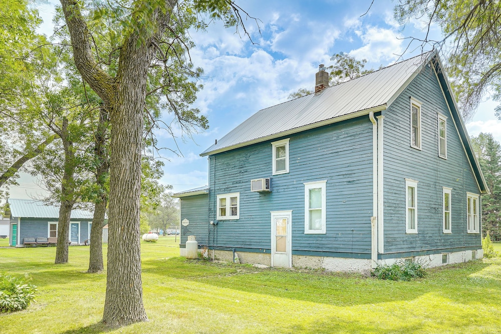 Cozy Rural Hideaway in Mcintosh County!