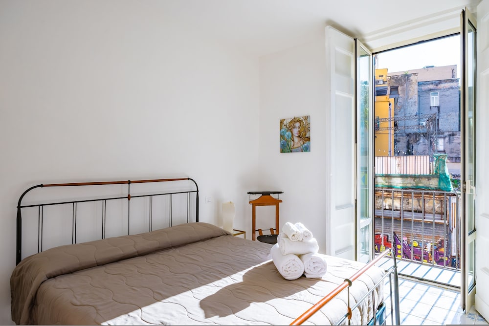 Palazzo Loffredo by Napoliapartments