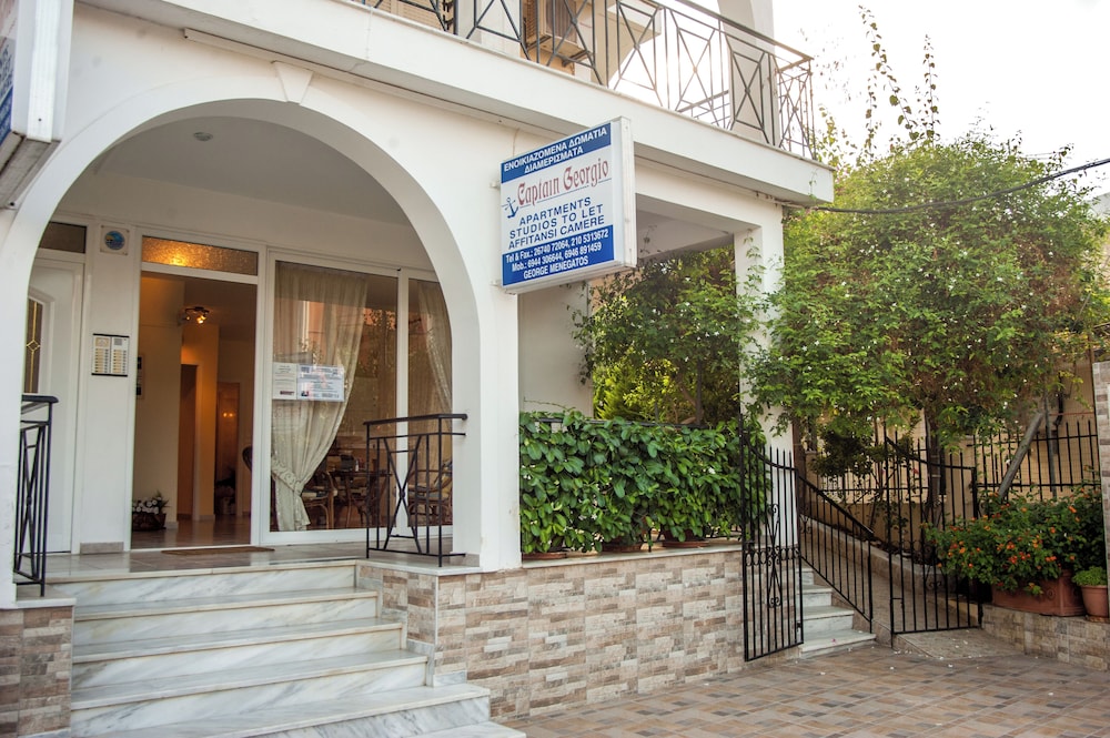 Captain Georgio Apartments