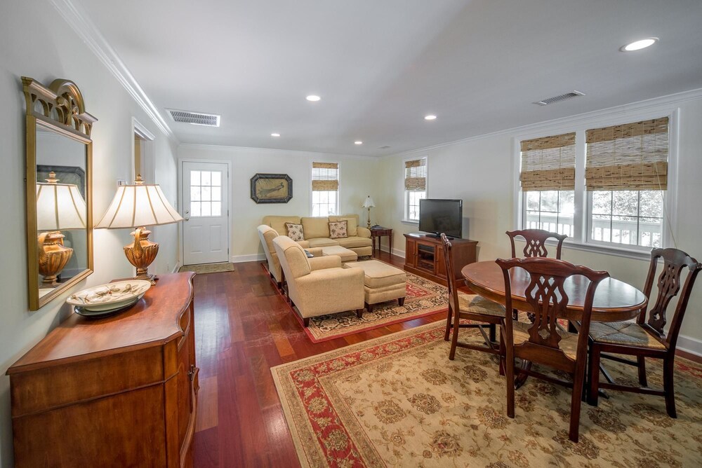 Charleston Vacations - E Ashley 308 2 Bedroom Holiday Home By My Ocean Rentals - Property Image 1