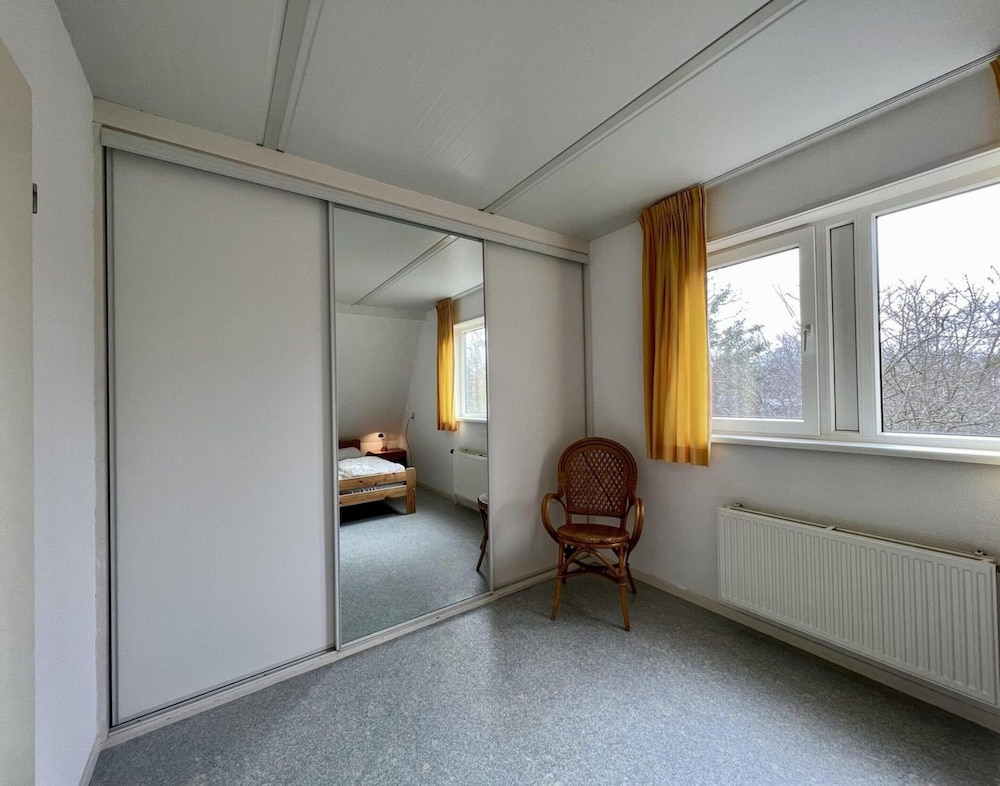 Holiday Bungalow With Wifi Near Beach
