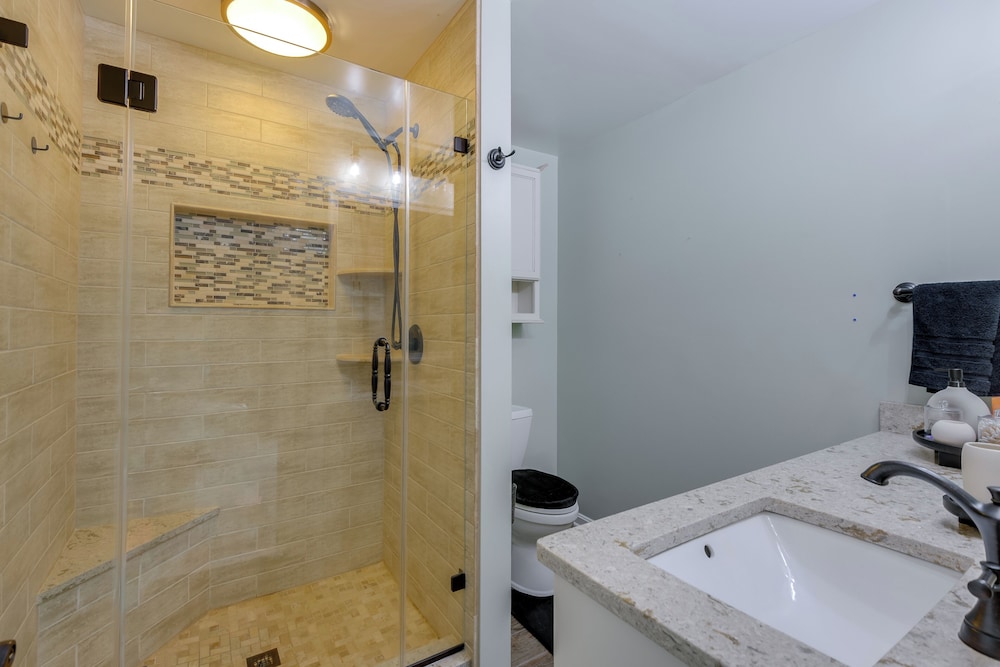 Room to Work & Relax! Laurel Home w/ Office, Yard