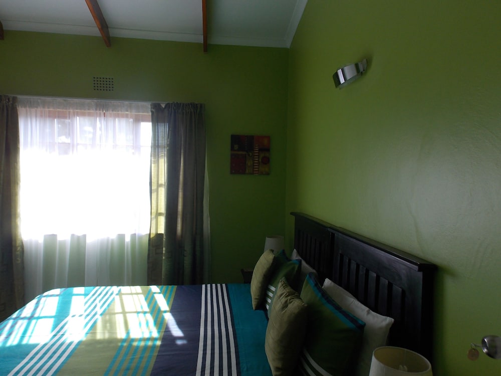 Bizafrika Guest Lodge & Conference Center view 3