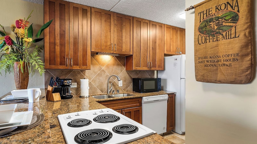 AC - Easy Walk to Restaurants Shopping - Concierge Included - Vrkcv