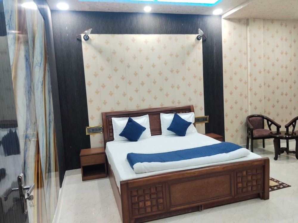 Hotel Tejasva