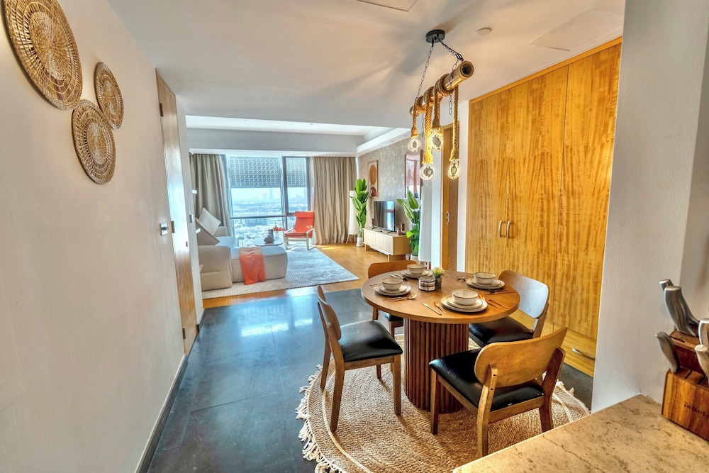 Premium Vacation Home in Old Dubai