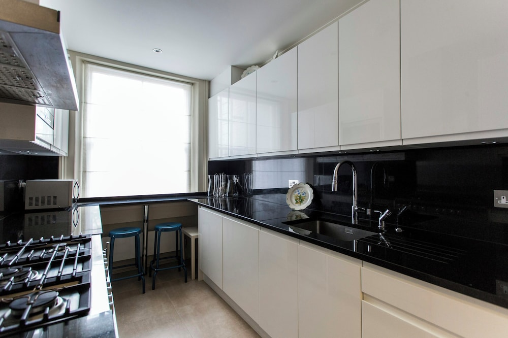 Cadogan Place IV by Onefinestay