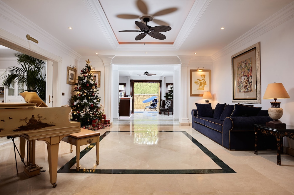 Marbella Vacations - Hotel The Touch Puerto Banus - Property Image 36