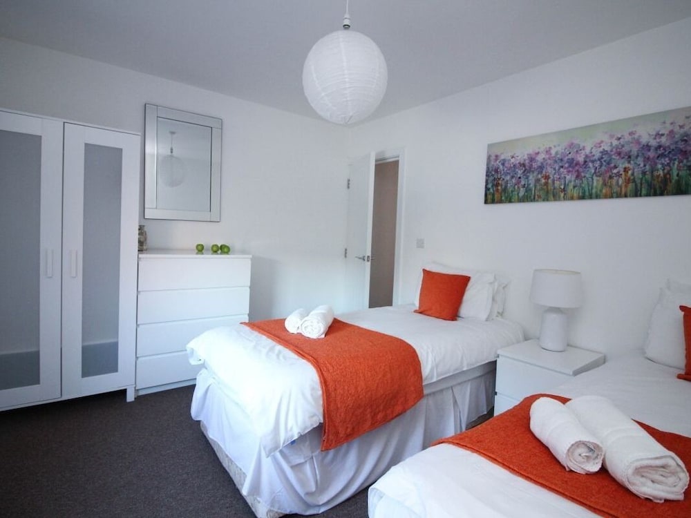 Beddoe Apartments