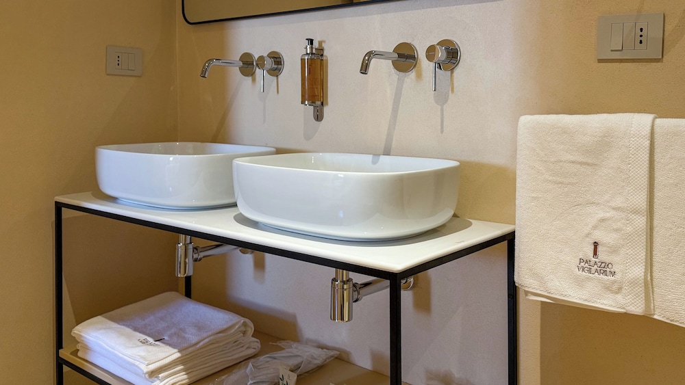 PALAZZO VIGILARIUM - Boutique Rooms