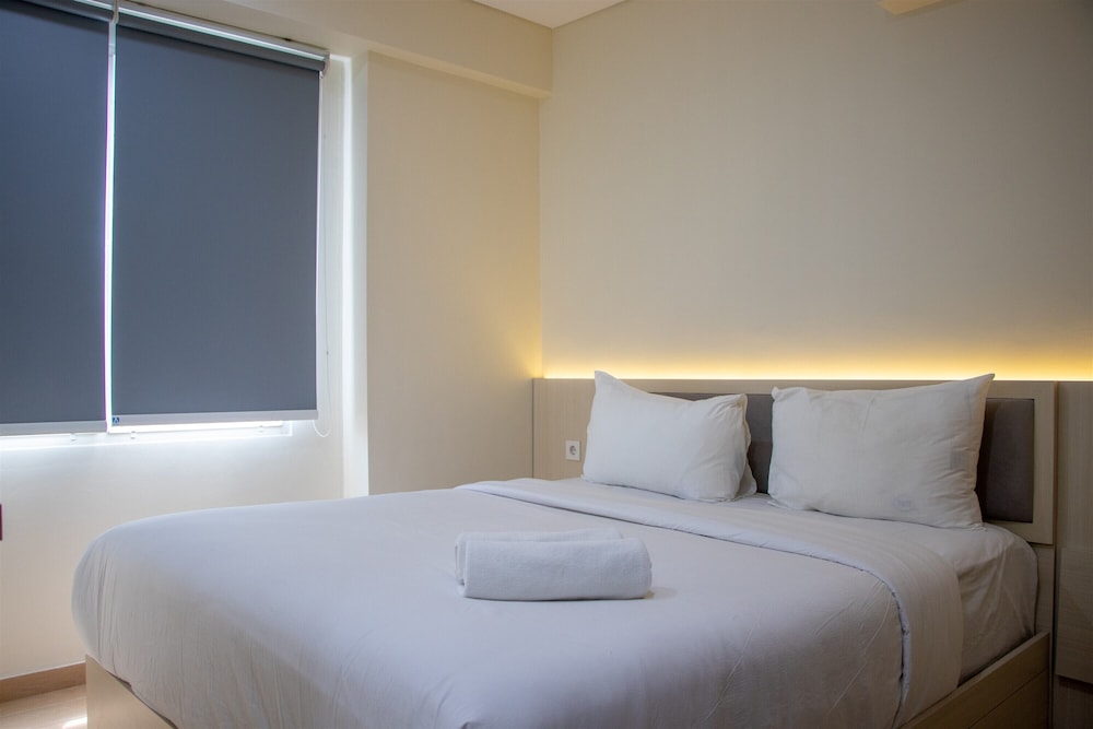 Well Furnished 2BR at Podomoro Golf View Apartment