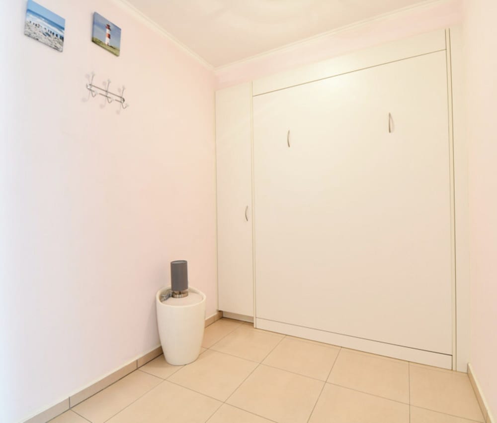 Studio in Middelkerke Near Sea Wall