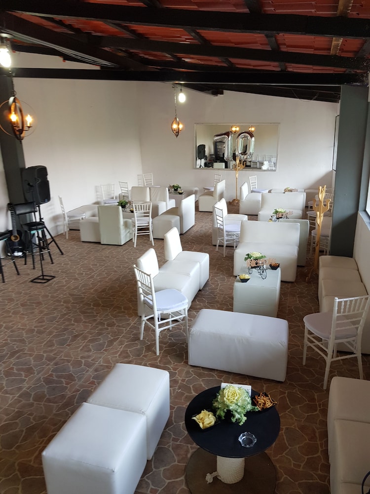 meeting & event spaces