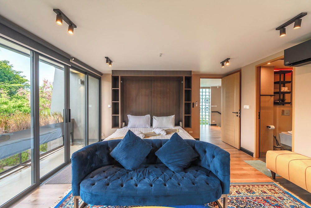Beautiful Sea View Full Smart House 3BR