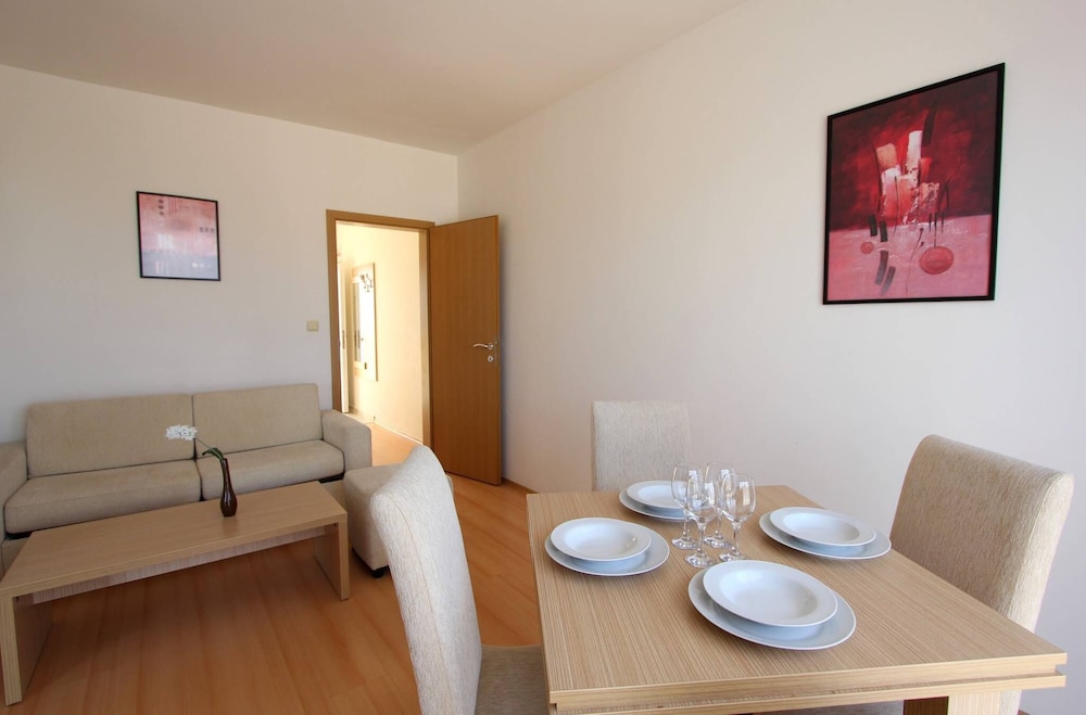 Seaside 1 BR Apartment With Balcony, up to 4 Pax view 4