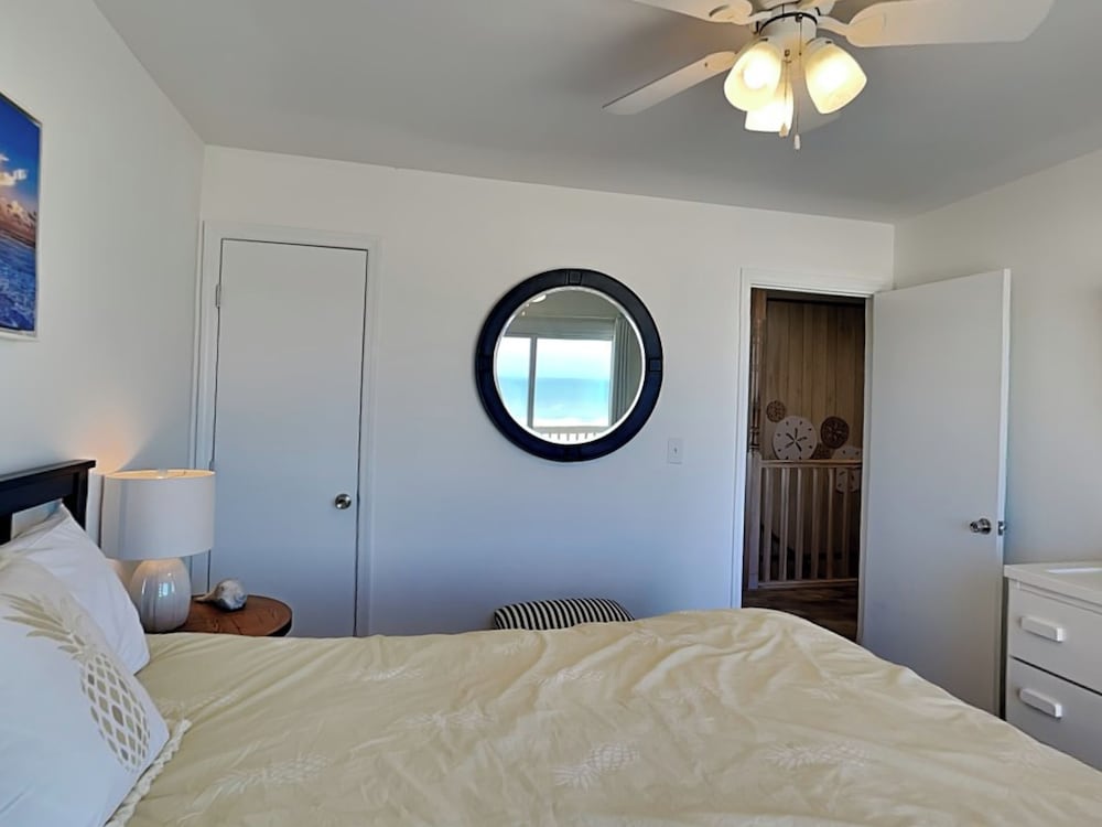 Livin' the Ruff Life by Topsail Realty