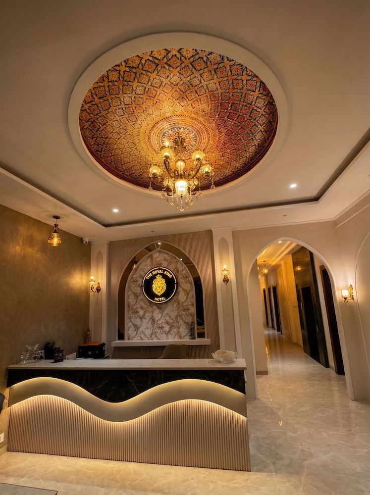Hotel The Royal King