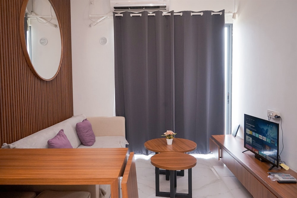 Good Choice And Homey 2Br Apartment At Sky House Bsd