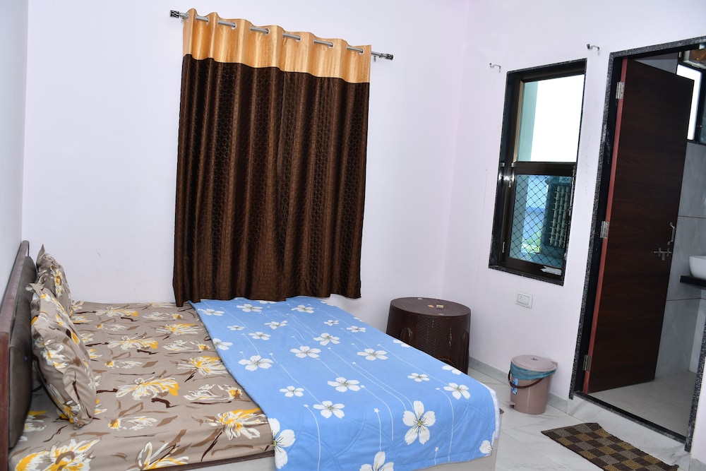 Hotel Khatushyamji