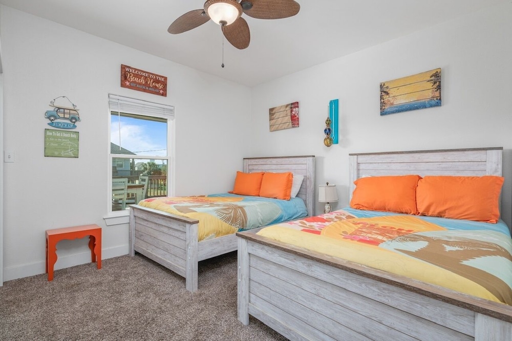 Life's A Beach 3 Bedroom Home