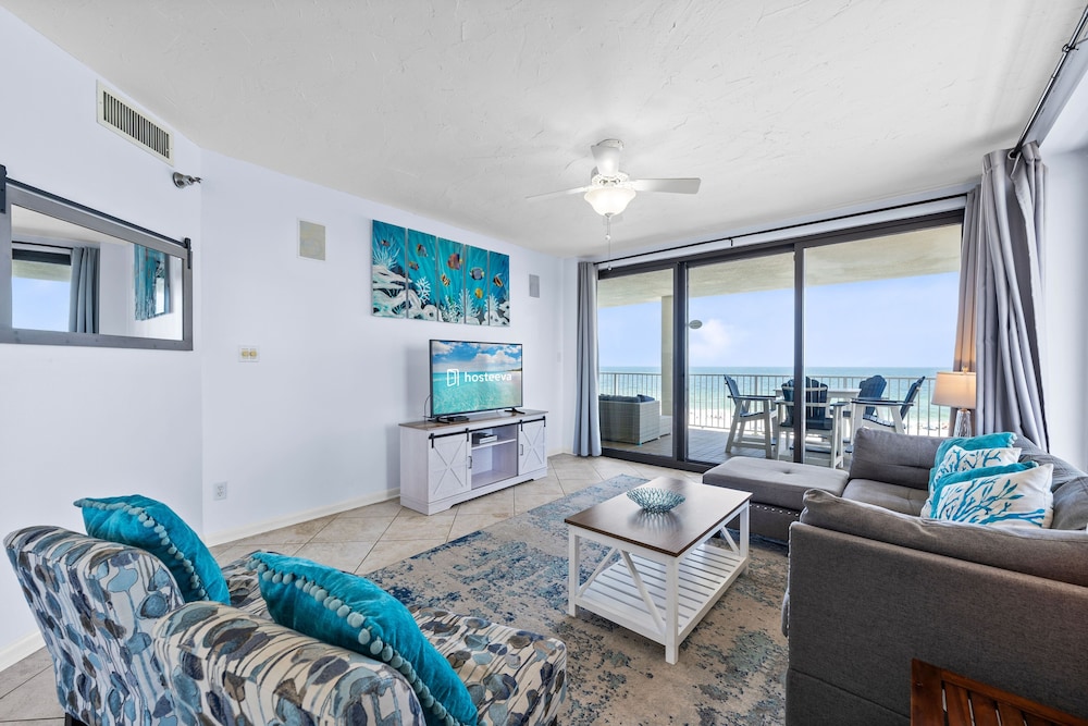 Pelican Pointe by Hosteeva
