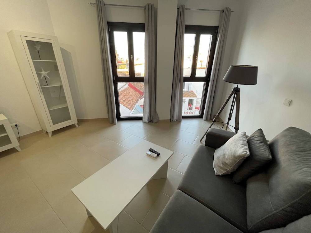 Apartamentos Royal Suites by Croma