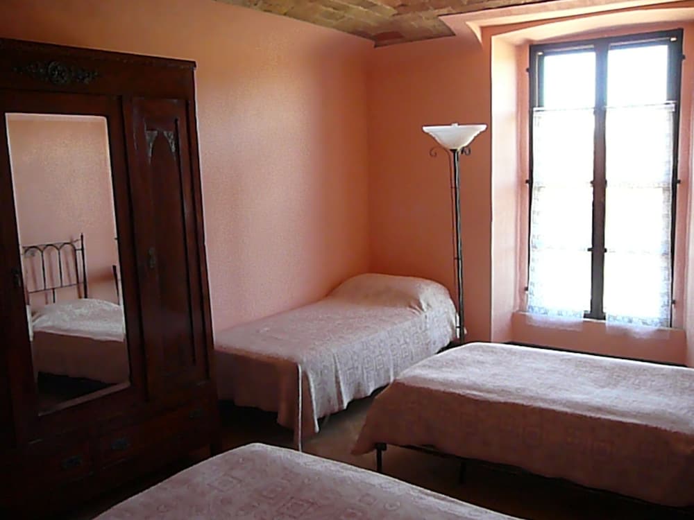 Cascina Zenevrea view 3