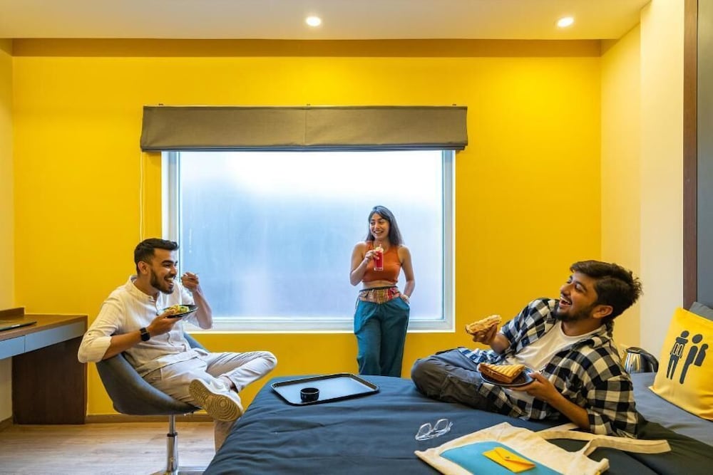 The Hosteller Bangalore, Brigade Road
