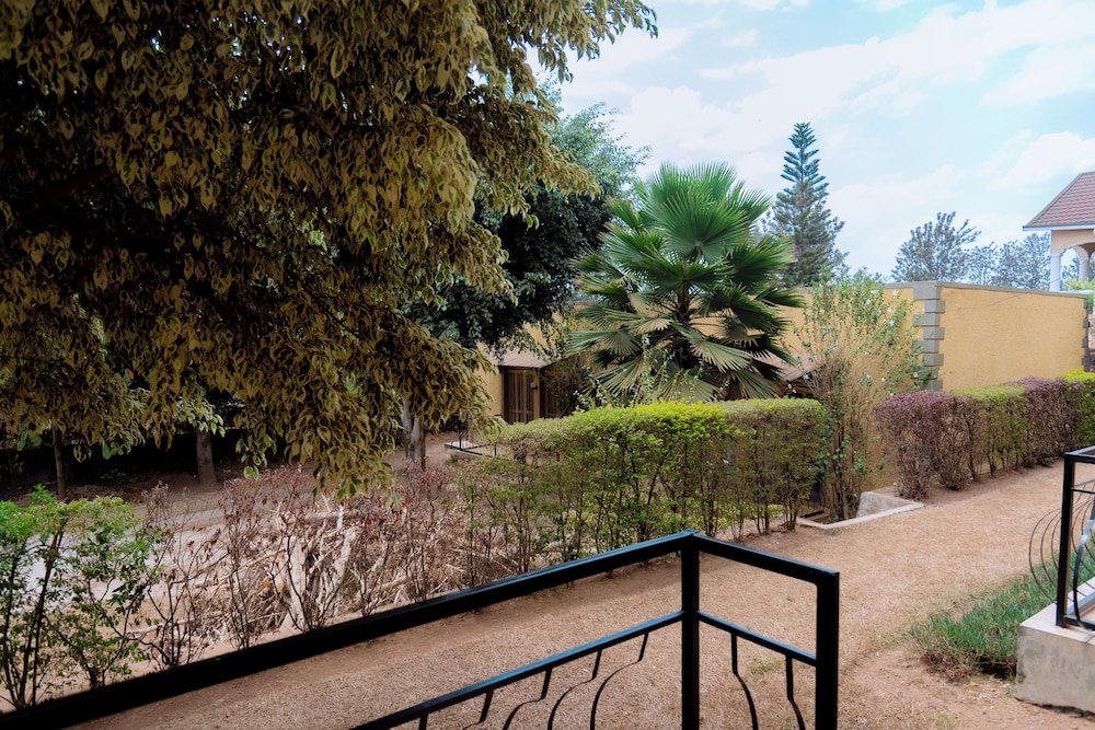 Vista Safaris Apartment