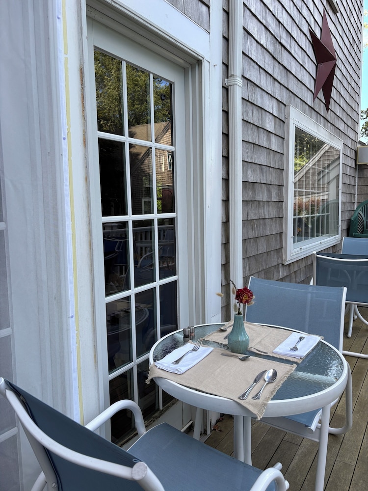 Sea Meadow Inn