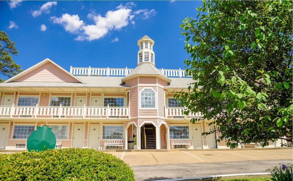 Hotel Land O Nod Inn - Image 1