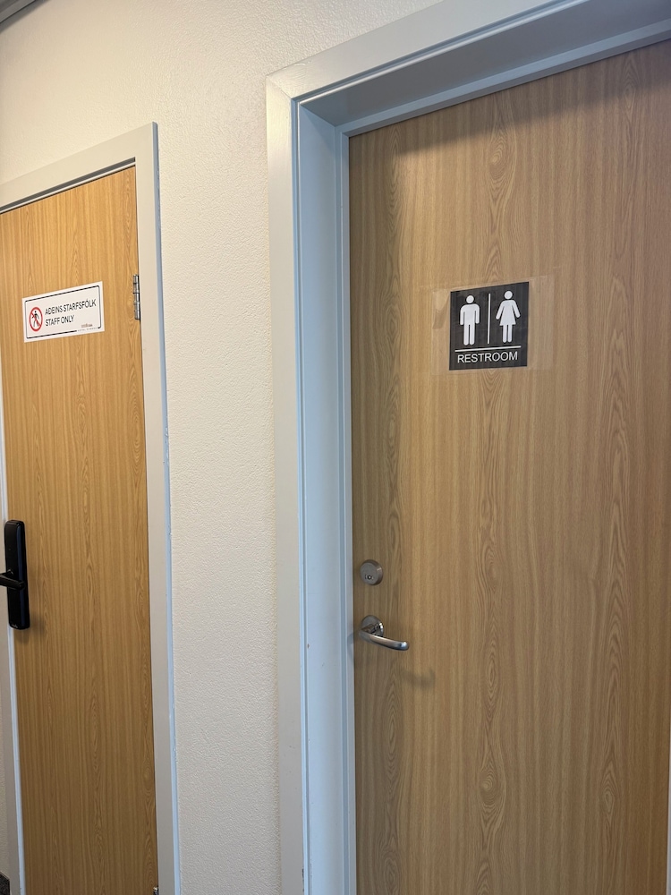 Skogar Hostel