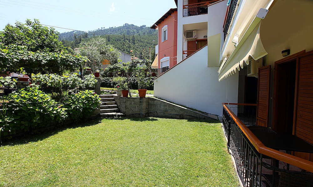 Photo 16