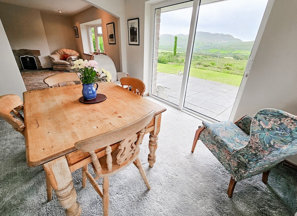 Lark Rise Holiday Home Glenbeigh
