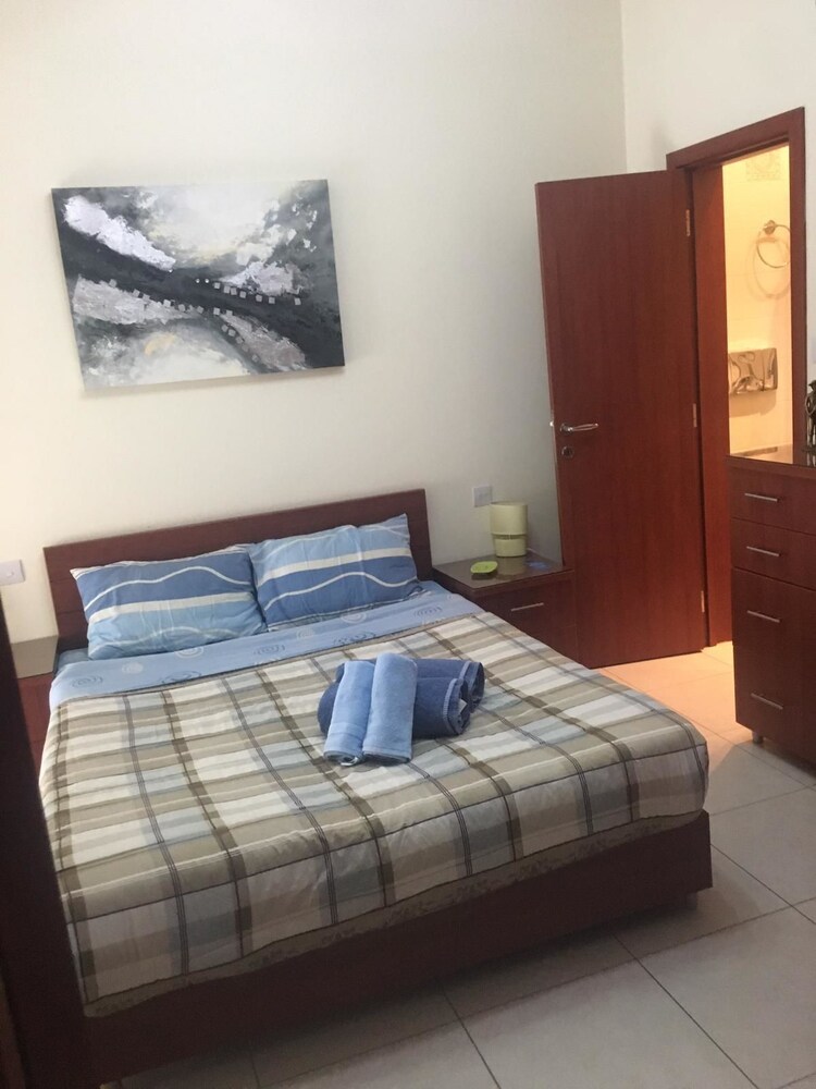 Maltese Rooms