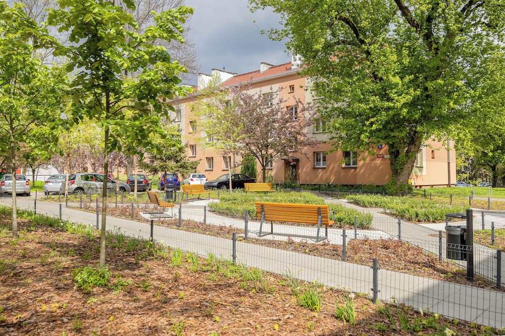 Apartment Near the Old Town by Renters