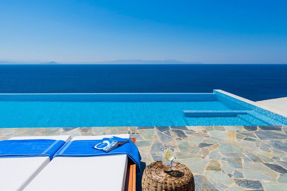 Tersanas Villas