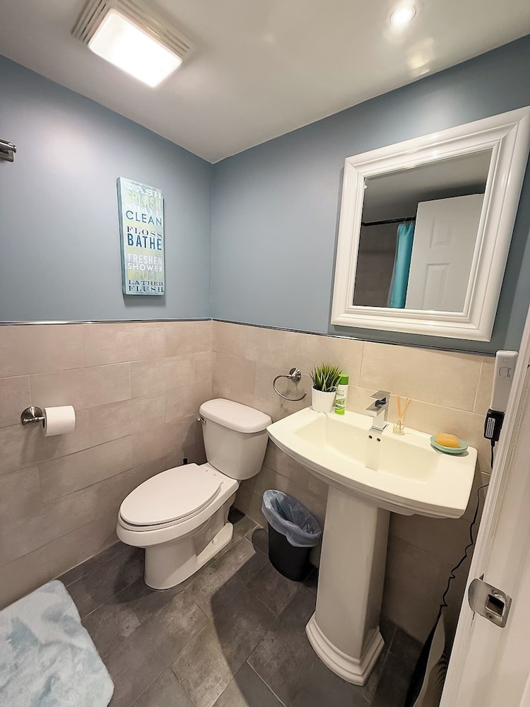 NEW Stunning Beachfront Condo at the Coral Beach