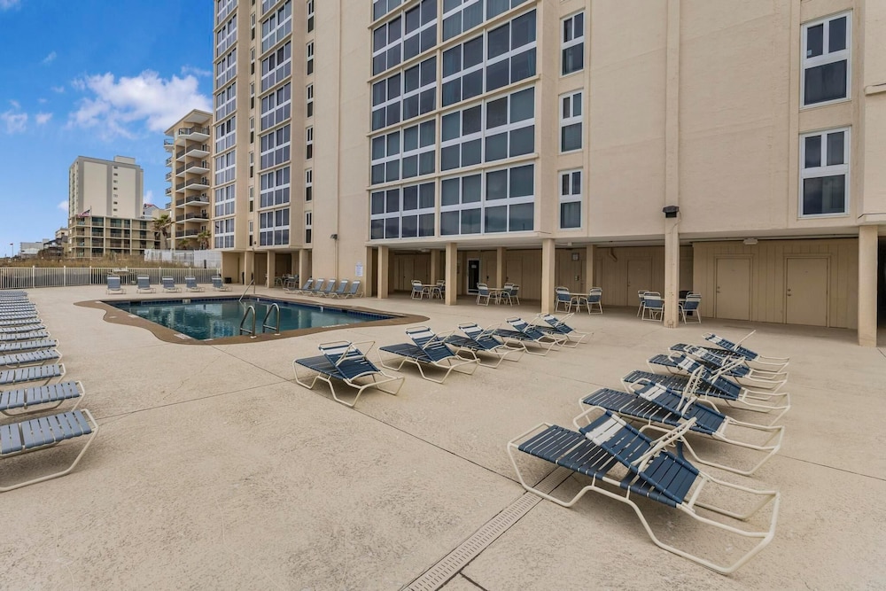 Edgewater West 65