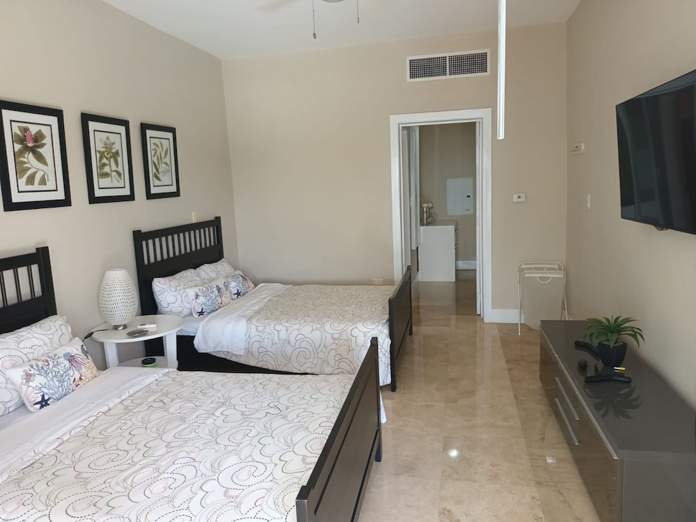 Magnificent Villa With Ocean View in Puerto Bahia