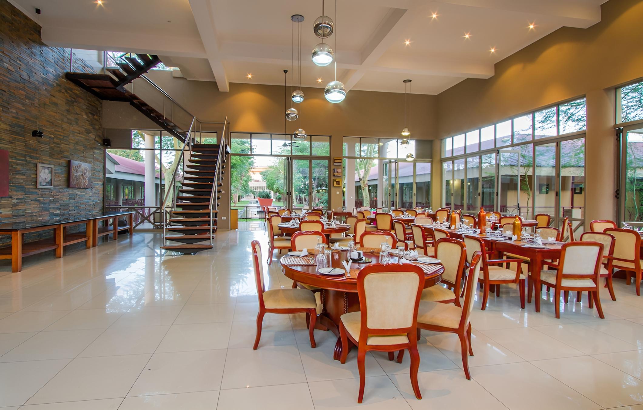 CityBlue Courtyard Hotel & Suites