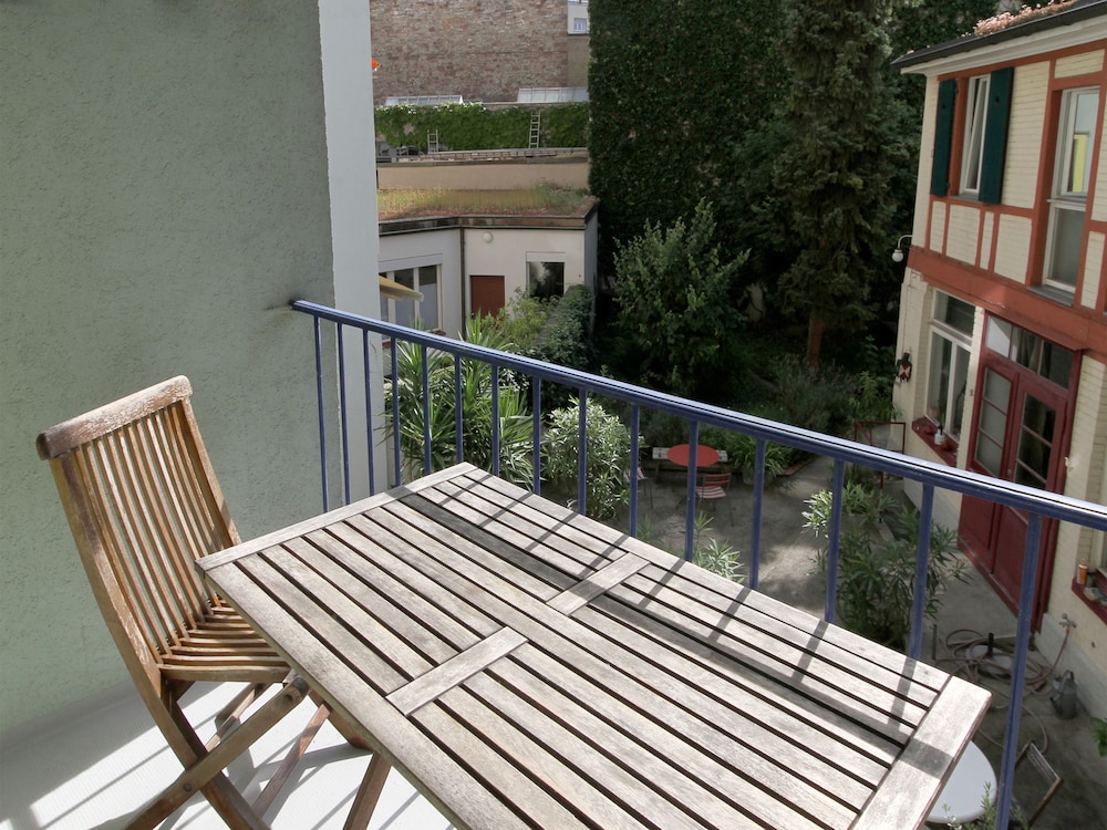Apartments Spalenring10