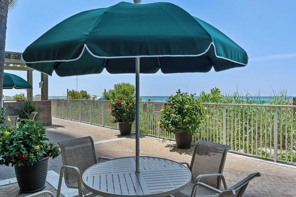 Beachfront Condo w/ Ocean Views + Pool Access Emerald Isle 808 by Avantstay