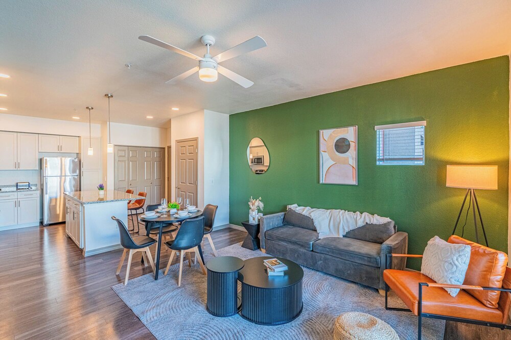 ROVE LIVING/KL - Cardinal 95