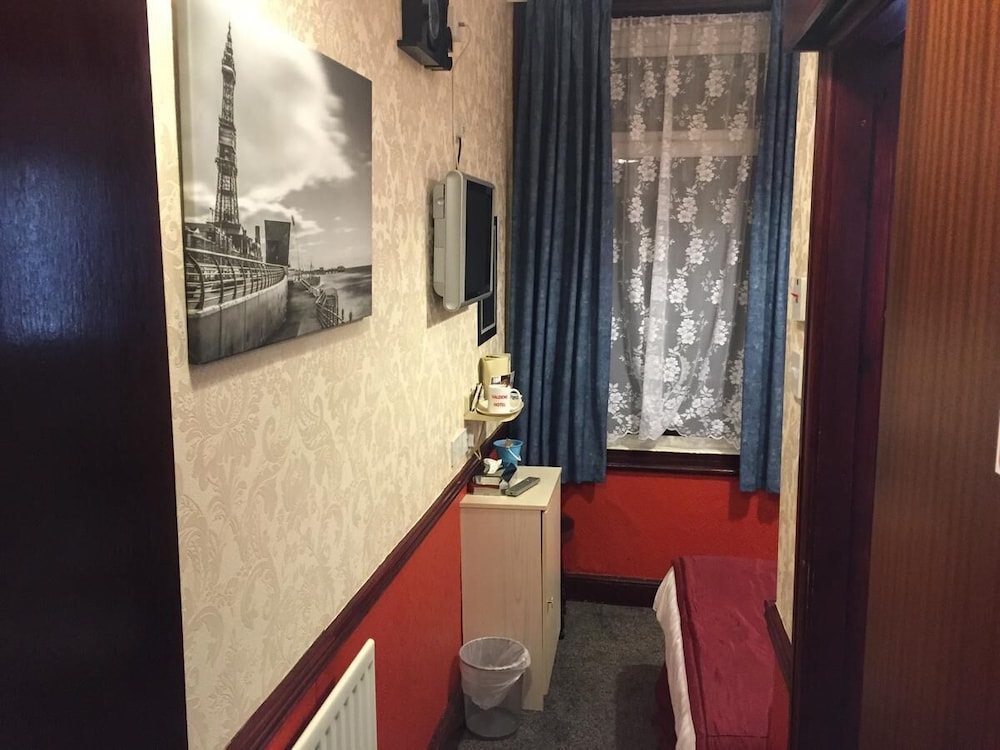Valdene Hotel